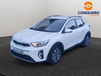 Usado Kia Stonic 100 HP (73 kW) 2025 Branco SUV