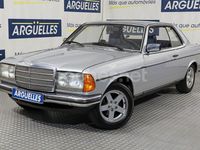 Usado Mercedes 280 156 CV (114 kW) 1979 Gris Coupe
