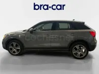 Usado Audi Q2 Design 116 CV (85 kW) 2020 Gris / plata SUV