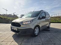 Usado Ford Tourneo Courier Trend 95 CV (69 kW) 2015 Beige Monovolumen