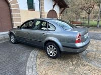 Brugt VW Passat Comfortline 100 HK (73 kW) 2002 Grå Sedan