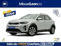 Usado Kia Stonic 100 CV (73 kW) 2023 Gris / plata SUV