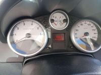 Usado Peugeot 207 75 CV (55 kW) 2007 Naranja Utilitario