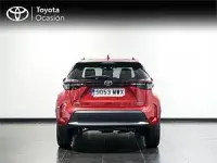 Usado Toyota Yaris Plus 130 CV (95 kW) 2024 Rojo Utilitario