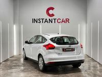 Usado Ford Focus Trend 95 CV (69 kW) 2018 Blanco Berlina