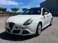 Usado Alfa Romeo Giulietta Distinctive 105 CV (77 kW) 2011 Blanco Utilitario