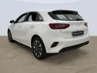 Usado Kia Ceed 101 CV (74 kW) 2024 Blanco Utilitario