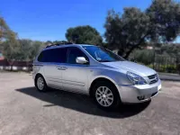 Usado Kia Carnival Active 185 CV (136 kW) 2006 Gris Monovolumen