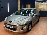 Usado Peugeot 308 Access 120 CV (88 kW) 2012 Beige Berlina