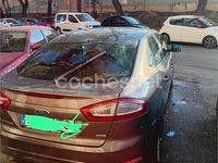 Usado Ford Mondeo Limited 140 CV (102 kW) 2011 Gris / plata Berlina