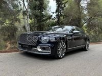 Usado Bentley Flying Spur Mulliner 550 CV (404 kW) 2023 Azul Berlina