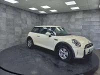 Usado Mini ONE 102 CV (75 kW) 2022 Blanco Utilitario