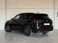 Usado VW Touareg R 462 CV (339 kW) 2022 Negro SUV