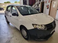 Usado Dacia Sandero Ambiance 75 CV (55 kW) 2016 Blanco Berlina