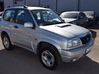 Usado Suzuki Grand Vitara 110 CV (80 kW) 2005 Gris Utilitario