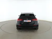 Usado Mercedes A180 AMG line 136 CV (100 kW) 2021 Negro Berlina