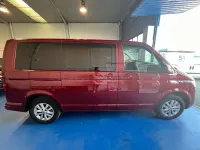 Usado VW Caravelle 150 CV (110 kW) 2023 Granate Van
