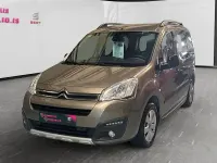 Usado Citroën Berlingo Feel 100 CV (73 kW) 2016 Marrón Monovolumen