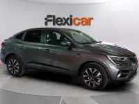 Usado Renault Arkana Equilibre 145 CV (106 kW) 2023 Gris SUV