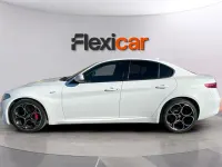 Usado Alfa Romeo Giulia Sprint 200 CV (147 kW) 2021 Blanco Berlina
