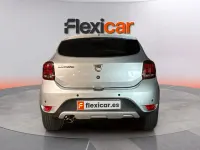 Usado Dacia Sandero Comfort 91 CV (66 kW) 2019 Gris Berlina