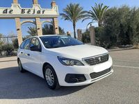 Usado Peugeot 308 SW Access 100 CV (73 kW) 2019 Blanco Familiar