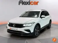 Usado VW Tiguan Life 150 CV (110 kW) 2022 Azul SUV