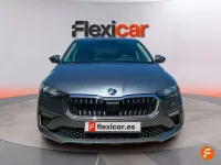 Usado Skoda Scala Selection 116 CV (85 kW) 2024 Gris Utilitario
