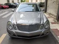 Usado Mercedes E200 Elegance 163 CV (119 kW) 2007 Beige Berlina