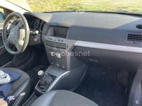 Usado Opel Astra GTC Sport 170 CV (125 kW) 2006 Gris / plata Berlina
