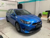 Usado Kia Ceed 136 CV (100 kW) 2022 Azul Utilitario