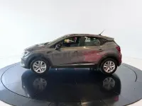 Usado Renault Captur Zen 130 CV (95 kW) 2020 Gris / plata SUV