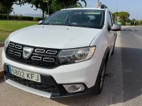 Usado Dacia Sandero Stepway 90 CV (66 kW) 2017 Blanco Berlina