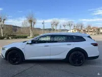 Usado Opel Insignia Country Tourer 170 CV (125 kW) 2018 Verde Familiar