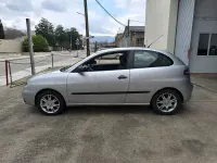 Usado Seat Ibiza 80 CV (58 kW) 2008 Gris / plata Berlina