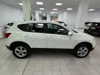 Usado Nissan Qashqai Acenta 110 CV (80 kW) 2010 Blanco SUV