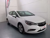 Brugt Opel Astra Selective 110 HK (80 kW) 2019 Hvid Hatchback