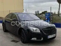 Usado Opel Insignia Essentia 130 CV (95 kW) 2009 Negro Berlina