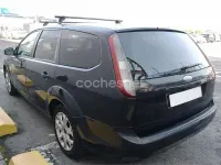 Usado Ford Focus Trend 115 CV (84 kW) 2008 Negro Familiar