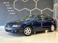 Usado Seat Leon Sport 105 CV (77 kW) 2002 Azul Utilitario