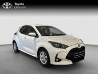 Usado Toyota Yaris Hybrid Active 116 CV (85 kW) 2021 Blanco Berlina