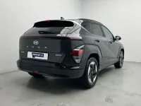 Usado Hyundai Kona 114 kW (156 CV) 2024 Gris SUV