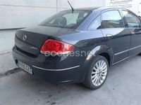 Usado Fiat Linea Emotion 105 CV (77 kW) 2010 Negro Berlina