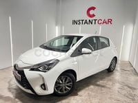 Käytetty Toyota Yaris Active 111 HP (81 kW) 2019 Valkoinen Sedan