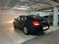Usado Opel Insignia Cosmo 131 CV (96 kW) 2012 Azul Familiar