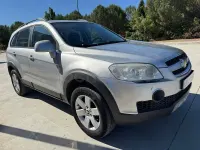 Usado Chevrolet Captiva LS 127 CV (93 kW) 2009 Gris / plata SUV