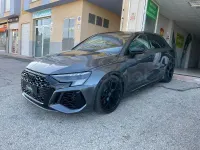 Usado Audi RS3 400 CV (294 kW) 2023 Gris / plata Berlina