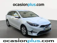 Usado Kia Ceed 120 CV (88 kW) 2023 Blanco Utilitario