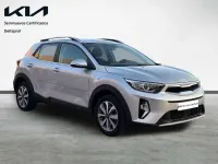 Usado Kia Stonic 84 CV (61 kW) 2022 Gris SUV