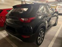 Usado Kia Stonic 99 CV (72 kW) 2022 Negro SUV